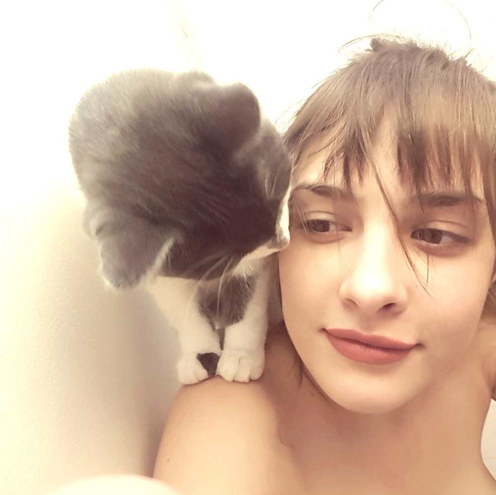 Meet your Posher, Dana